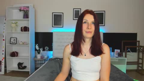 Kira online show from February 13, 2026, 7:37 am