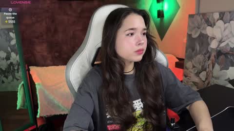 Kira online show from February 5, 2025, 7:50 am