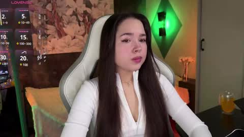 Kira online show from February 11, 2025, 7:54 am