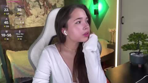 Kira online show from March 6, 2025, 9:36 am