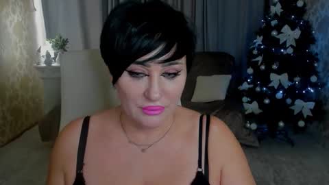 Snapshot of kiratempt chatting on December 14, 2025, 10:20 am Kira online show from December 14, 2025, 10:20 am