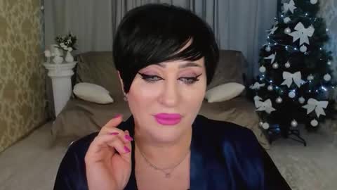 Snapshot of kiratempt chatting on December 18, 2025, 11:49 am Kira online show from December 18, 2025, 11:49 am