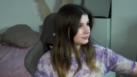 Kira online show from November 29, 2025, 6:49 am