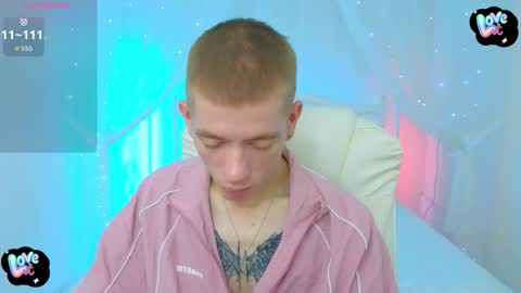    online show from October 25, 2025, 6:02 pm