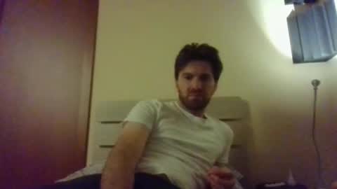 kiri0101 online show from November 17, 2025, 1:33 am