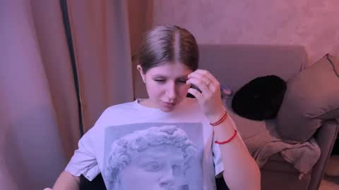 Kira online show from January 25, 2025, 7:18 pm