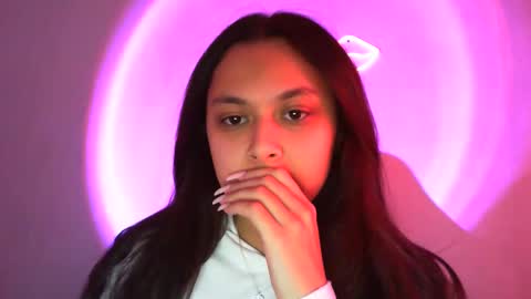 kiss_ameliaa online show from February 18, 2025, 8:16 am