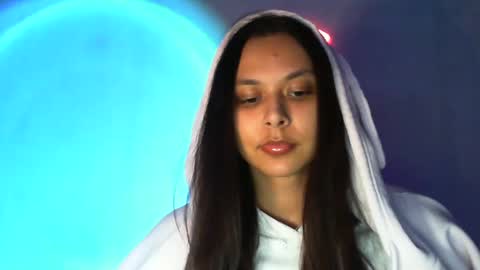 kiss_ameliaa online show from February 18, 2025, 6:15 pm