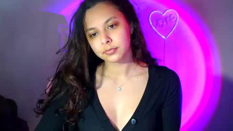 kiss_ameliaa online show from February 28, 2025, 8:31 am