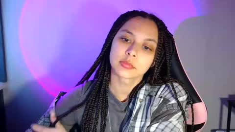 kiss_ameliaa online show from March 10, 2025, 10:48 am