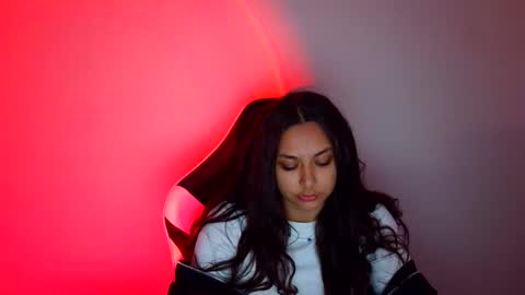 kiss_ameliaa online show from October 7, 2025, 11:18 am