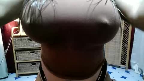 Snapshot of kisses_asian143 chatting on February 9, 2026, 11:14 am VICTORIA online show from February 9, 2026, 11:14 am