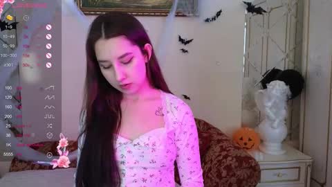 Hot Eva online show from November 3, 2025, 4:47 am