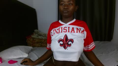 Snapshot of kisses_galore chatting on March 9, 2026, 8:24 pm kisses_galore online show from March 9, 2026, 8:24 pm