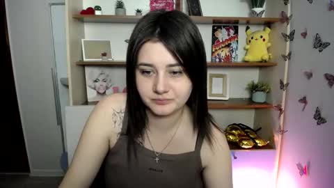 Snapshot of kissleoxx chatting on May 21, 2026, 12:01 pm kissleoxx online show from May 21, 2026, 12:01 pm
