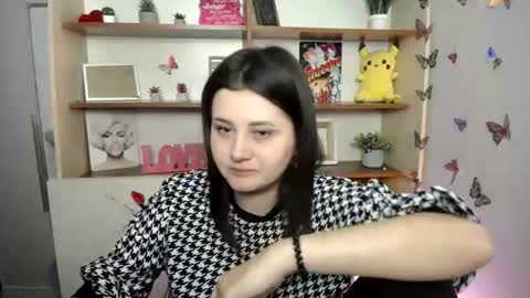 kissleoxx online show from June 16, 2026, 11:57 am