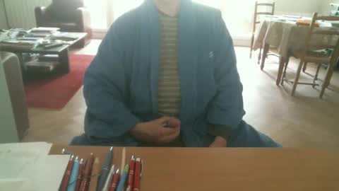 kisslog1 online show from September 21, 2025, 8:16 am