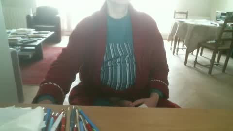 kisslog1 online show from November 30, 2025, 9:02 am