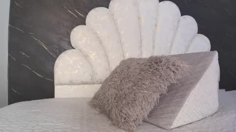 BELLA FLAME online show from March 16, 2026, 7:07 pm