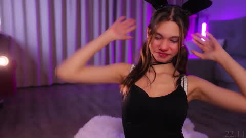 Snapshot of kissmesloww chatting on November 22, 2025, 5:34 pm Snezhana online show from November 22, 2025, 5:34 pm