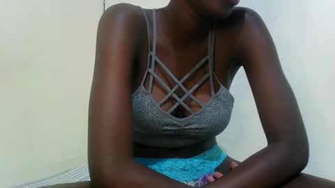 Snapshot of kissybabe01 chatting on December 5, 2025, 10:24 am kissybabe01 online show from December 5, 2025, 10:24 am