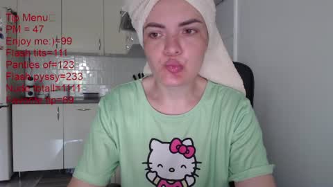 Snapshot of kitcatheaven4u chatting on June 24, 2026, 7:18 am Im Amaia Everyone Merry Christmas online show from June 24, 2026, 7:18 am