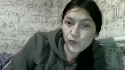 kiti_kitiss online show from January 15, 2025, 12:25 pm