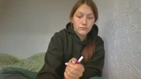 kiti_kitiss online show from October 20, 2025, 12:05 pm