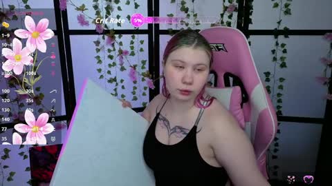 Snapshot of kitsune_little chatting on April 9, 2026, 12:32 pm kitsune_little online show from April 9, 2026, 12:32 pm