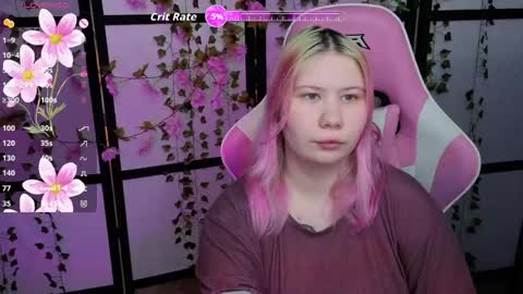 Snapshot of kitsune_little chatting on April 21, 2026, 10:43 am kitsune_little online show from April 21, 2026, 10:43 am