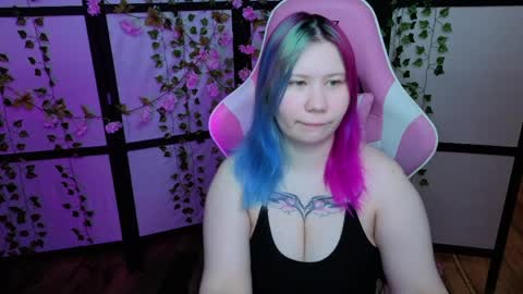 Snapshot of kitsune_little chatting on May 17, 2026, 10:06 pm kitsune_little online show from May 17, 2026, 10:06 pm