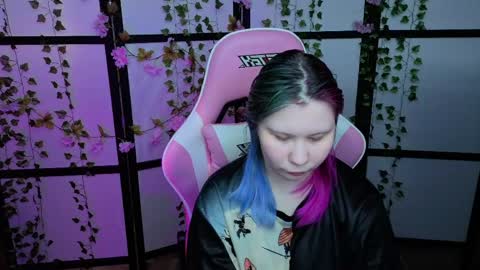 Snapshot of kitsune_little chatting on May 23, 2026, 8:07 am kitsune_little online show from May 23, 2026, 8:07 am