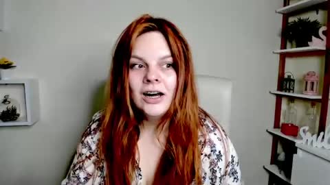 Snapshot of kittengingerxo chatting on June 18, 2026, 5:30 am Kitten online show from June 18, 2026, 5:30 am