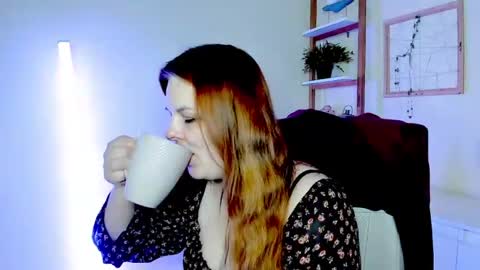 Snapshot of kittengingerxo chatting on July 22, 2026, 5:32 am Kitten online show from July 22, 2026, 5:32 am