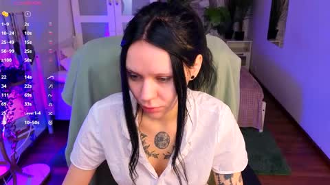 Snapshot of kittenlolla chatting on April 29, 2026, 5:44 am Lolla online show from April 29, 2026, 5:44 am