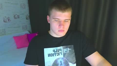 Snapshot of kittenmur chatting on September 11, 2025, 9:26 pm Vlad online show from September 11, 2025, 9:26 pm