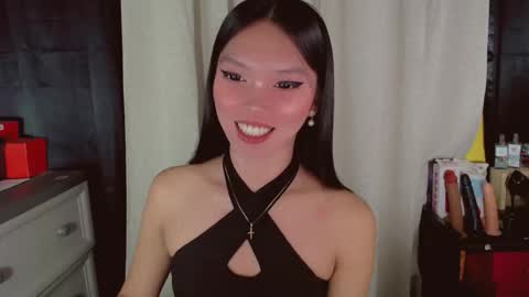 Snapshot of kitteylovesyou chatting on April 25, 2026, 9:34 pm KITTY online show from April 25, 2026, 9:34 pm