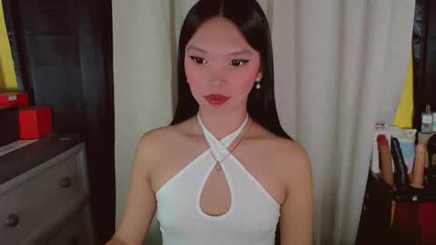 Snapshot of kitteylovesyou chatting on April 27, 2026, 9:02 pm KITTY online show from April 27, 2026, 9:02 pm