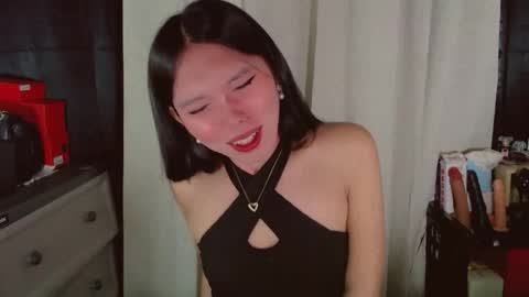 Snapshot of kitteylovesyou chatting on May 8, 2026, 11:10 pm KITTY online show from May 8, 2026, 11:10 pm