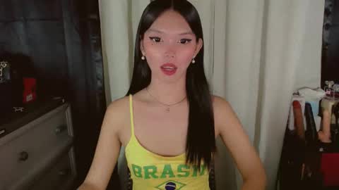 Snapshot of kitteylovesyou chatting on May 16, 2026, 1:13 am KITTY online show from May 16, 2026, 1:13 am
