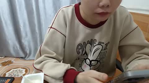 kitti_baby2x online show from December 19, 2025, 2:40 am