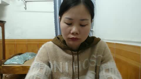 kitti_baby2x online show from February 3, 2026, 8:52 am