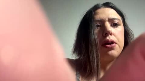 kitty3202 online show from November 5, 2025, 7:47 pm