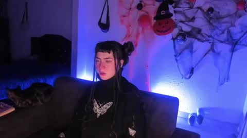 Snapshot of kitty__chs chatting on November 16, 2025, 11:21 pm kitty__chs online show from November 16, 2025, 11:21 pm