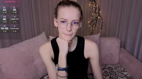 Snapshot of kitty__like18 chatting on May 9, 2026, 12:49 am Kitty online show from May 9, 2026, 12:49 am