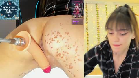 Snapshot of kitty__rosse__ chatting on April 22, 2026, 10:39 am Kitty online show from April 22, 2026, 10:39 am
