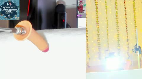 Snapshot of kitty__rosse__ chatting on May 10, 2026, 12:10 pm Kitty online show from May 10, 2026, 12:10 pm