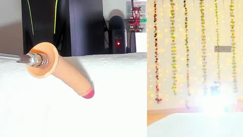 Snapshot of kitty__rosse__ chatting on May 30, 2026, 10:01 am Kitty online show from May 30, 2026, 10:01 am