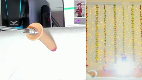 Snapshot of kitty__rosse__ chatting on May 31, 2026, 10:22 am Kitty online show from May 31, 2026, 10:22 am