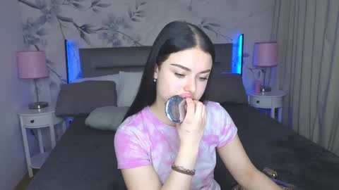 Snapshot of kitty_cut1ee_ chatting on May 2, 2026, 6:51 am kitty_cut1ee_ online show from May 2, 2026, 6:51 am